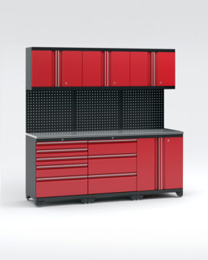 Garageinredning med 6 delar - set 1, röd, PRO" är en röd och svart modulär verktygsförvaringsenhet med överskåp, en pegboardbaksida och en nedre del med lådor och skåp, utställd mot en vanlig vit bakgrund.