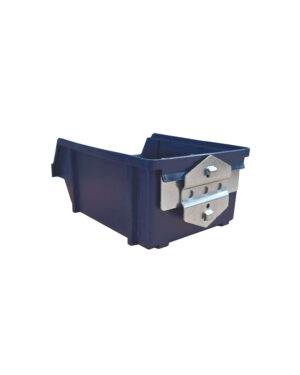 Blå plastback med hållare monterad