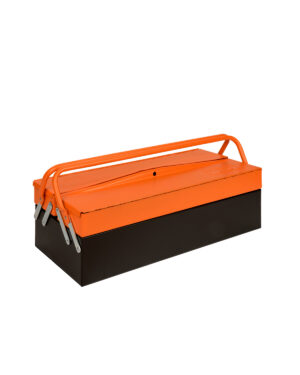 Verktygslåda 3-fack stålplåt Bahco 1497MBF350 är en rektangulär orange och svart metallverktygslåda, med ett handtag på toppen och metallspärrar på sidan. Den visas i stängt läge mot en vanlig vit bakgrund.