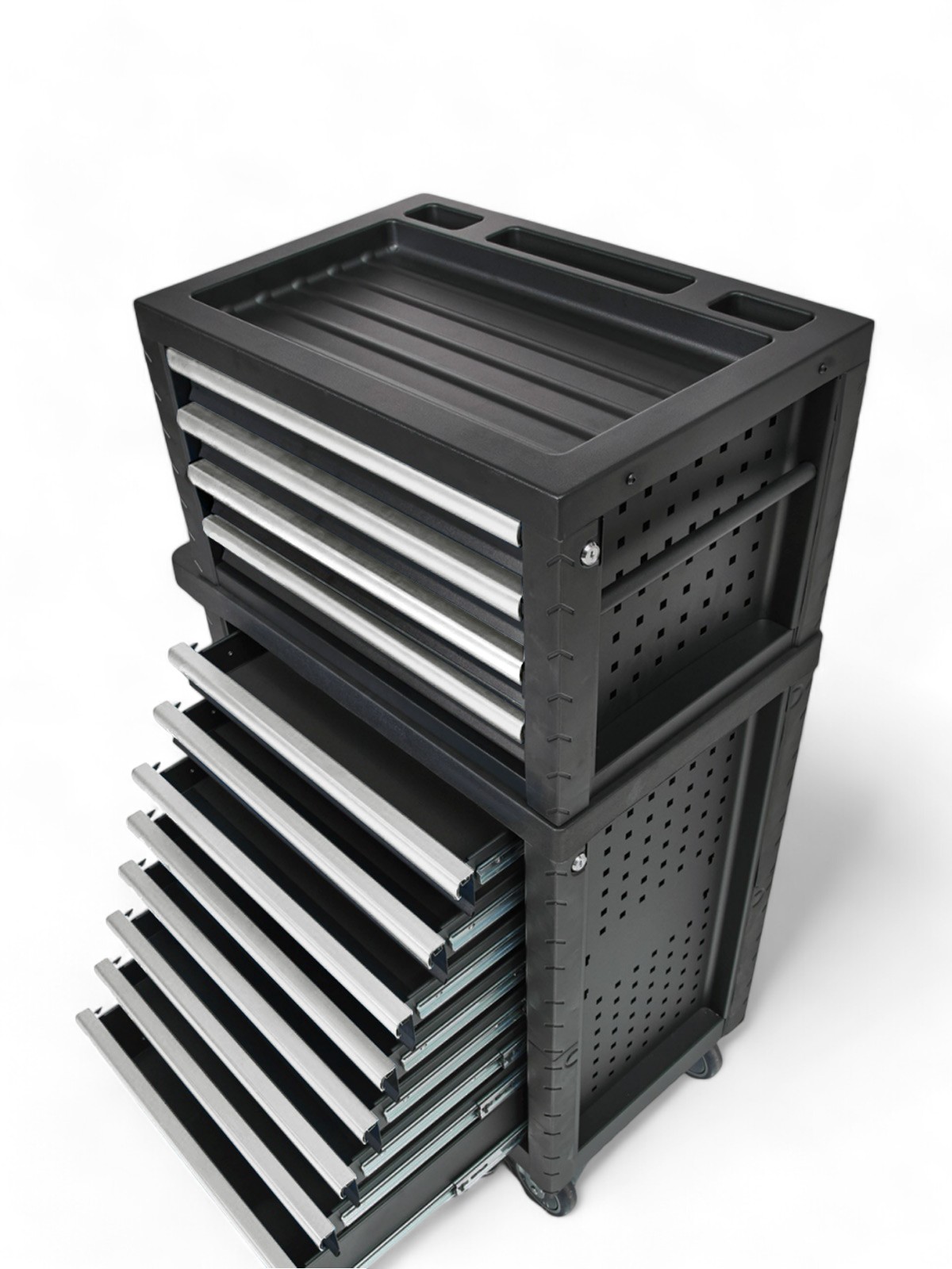 Verktygsvagn 12 lådor + 273 delar verktyg är en svart metall rullande verktygsvagn med flera lådor, varav några är öppna. Den innehåller också en perforerad sidopanel och en plan yta på toppen med förvaringsfack. Vagnen står mot en vanlig vit bakgrund.