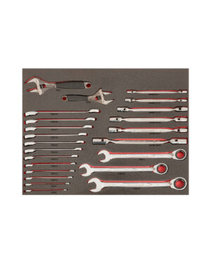 Verktygsvagn E87-setet från BAHCO är en svart verktygsuppläggare med 560 delar, med skuminsatser för snyggt arrangerade, röda och svarta detaljerade öppningsnycklar och spärrnycklar till höger och tång till vänster.