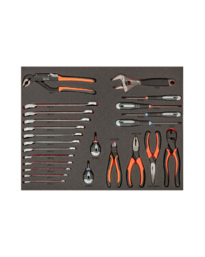 Verktygsvagn E72 7 lådor svart + 346 delar verktyg, BAHCO erbjuder ett välorganiserat verktygsset i en skumbricka med skiftnycklar, tång, skruvmejslar och mätanordningar. Verktygen har orange/röda accenter och ergonomiska handtag för komfort.